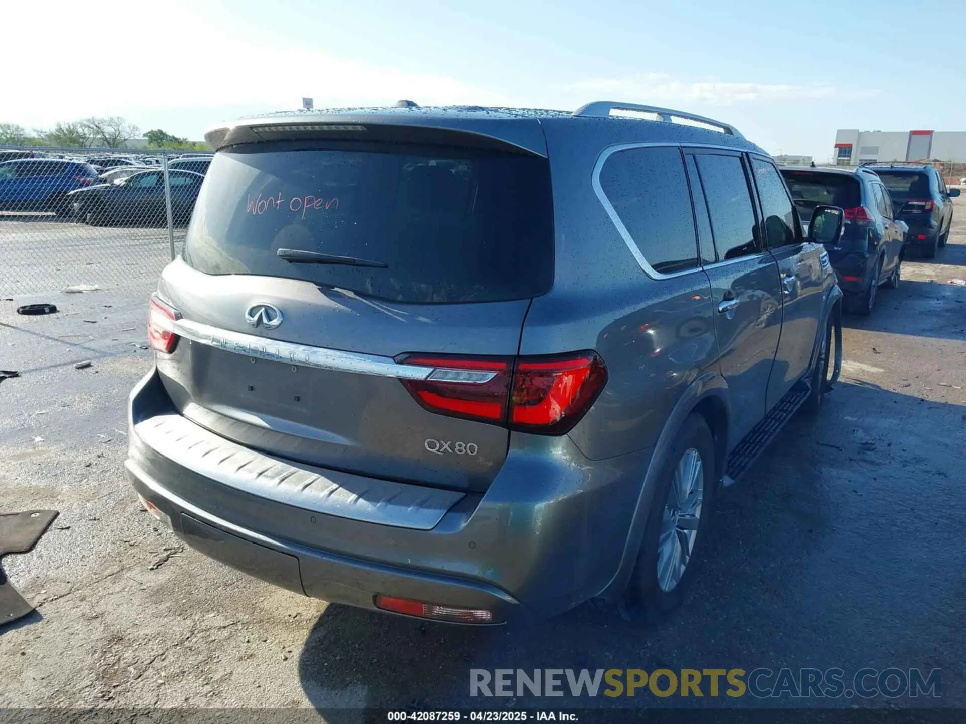 4 Photograph of a damaged car JN8AZ2NE9K9236577 INFINITI QX80 2019