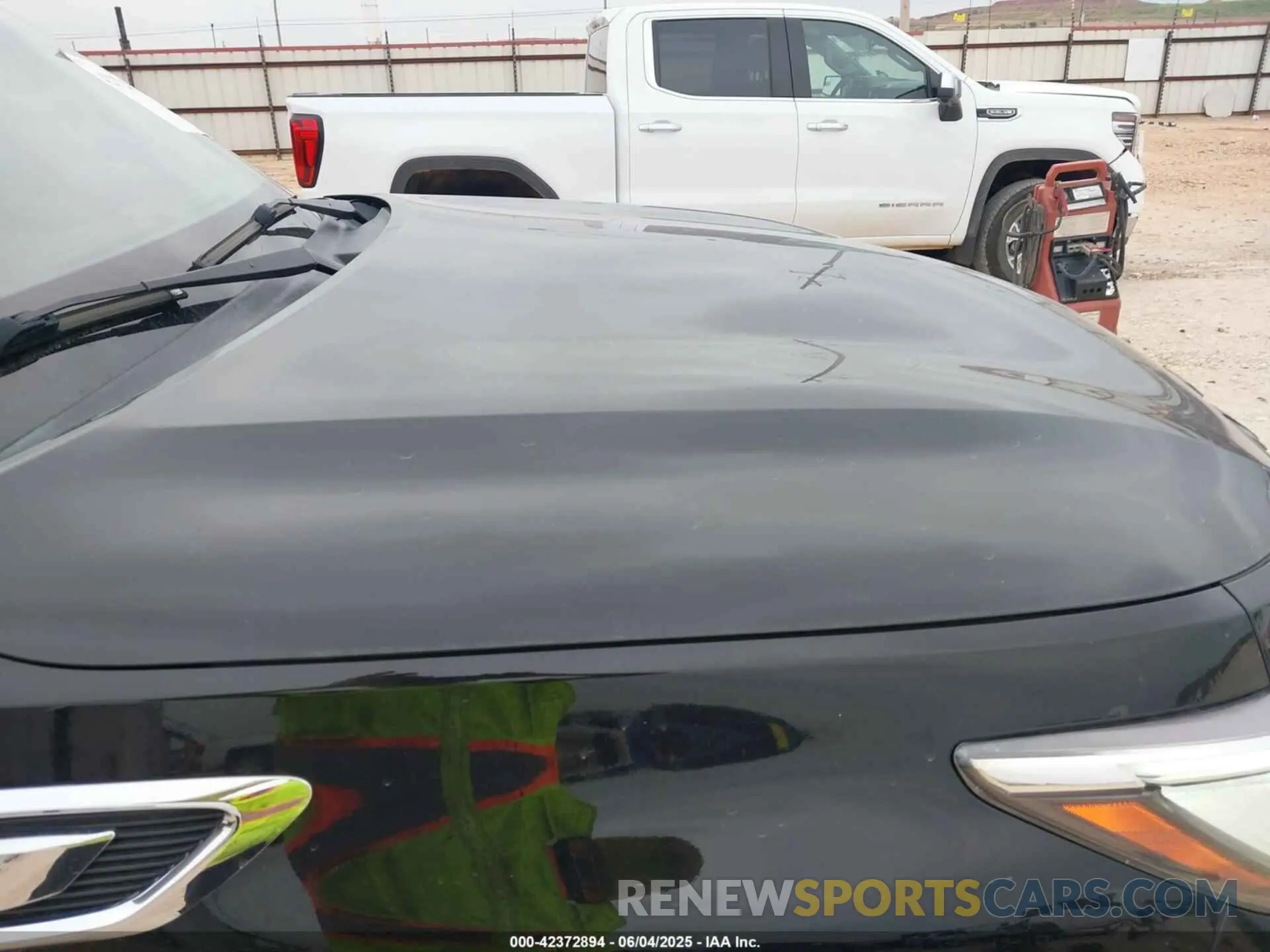 17 Photograph of a damaged car JN8AZ2NEXK9232070 INFINITI QX80 2019