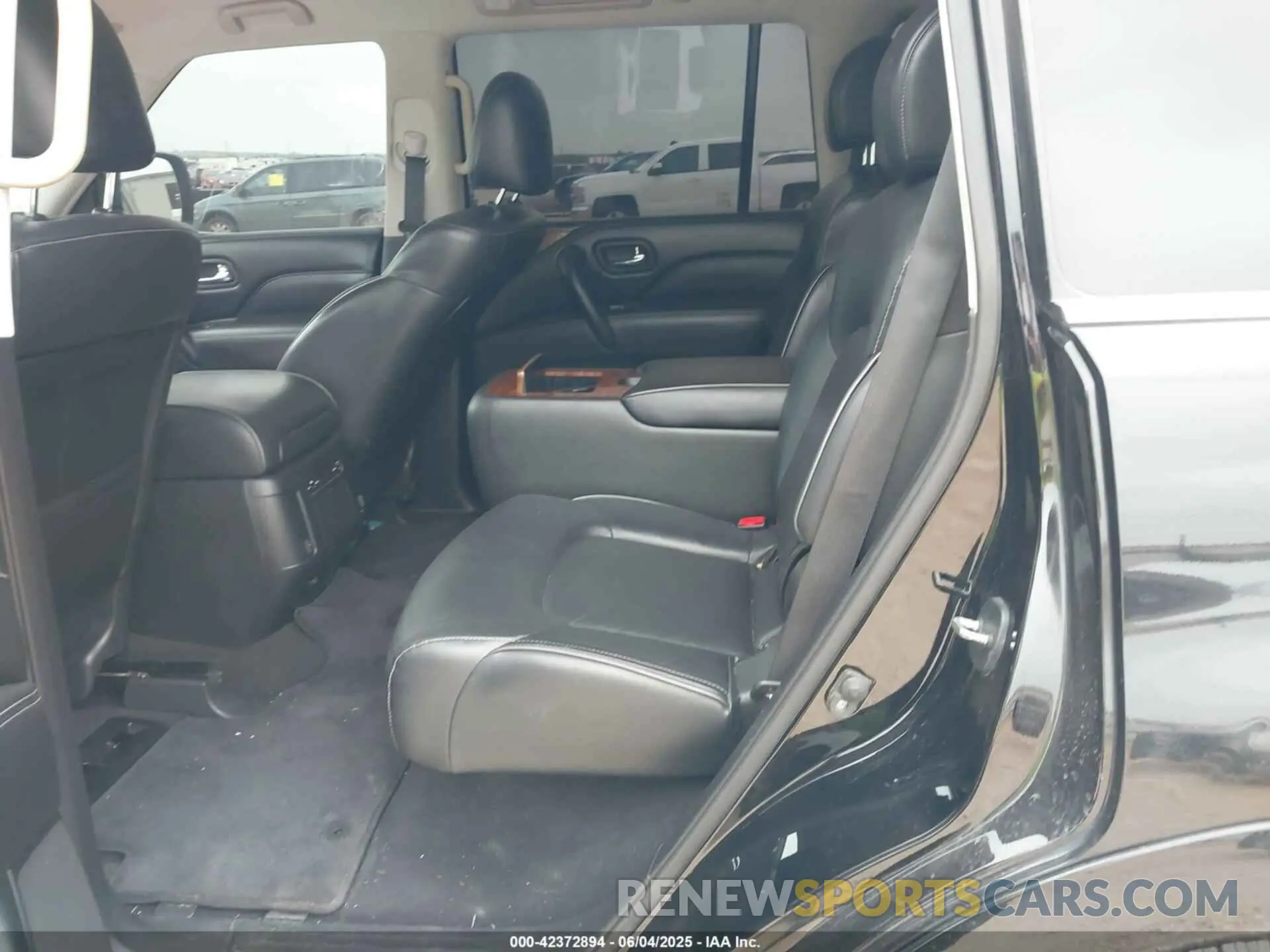 8 Photograph of a damaged car JN8AZ2NEXK9232070 INFINITI QX80 2019