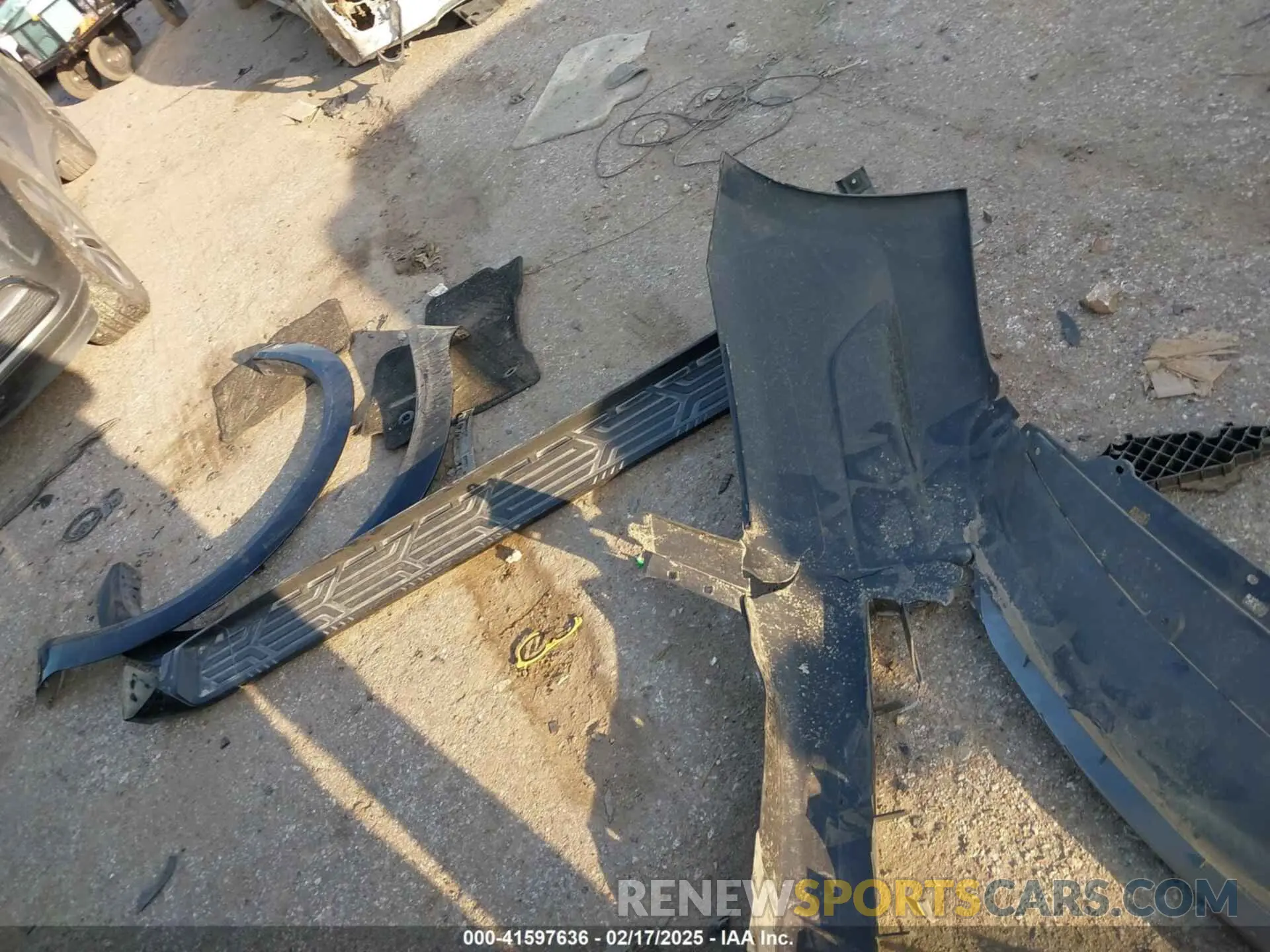 11 Photograph of a damaged car JN8AZ2NEXK9233090 INFINITI QX80 2019