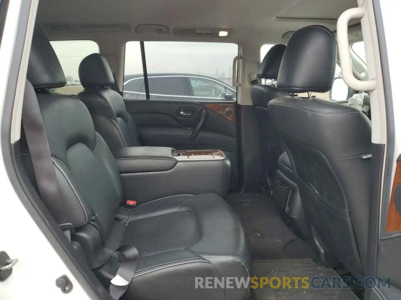 11 Photograph of a damaged car JN8AZ2NEXK9235292 INFINITI QX80 2019