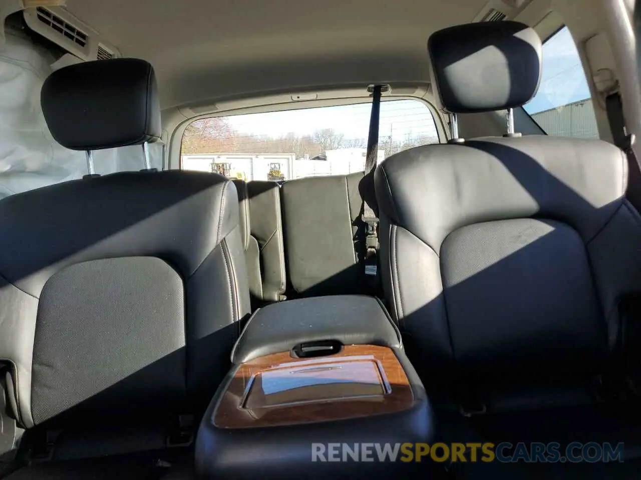 10 Photograph of a damaged car JN8AZ2NF2K9683793 INFINITI QX80 2019
