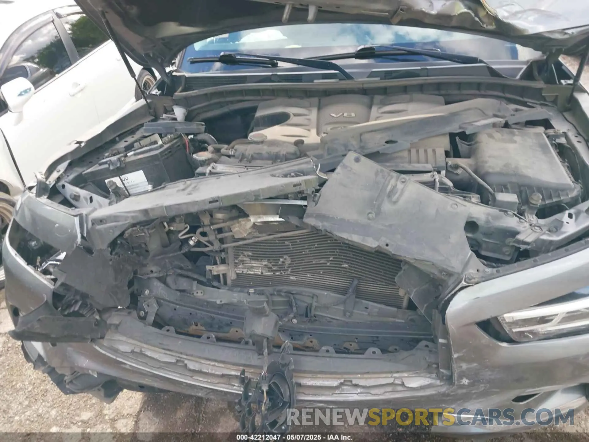 10 Photograph of a damaged car JN8AZ2NF2K9684426 INFINITI QX80 2019