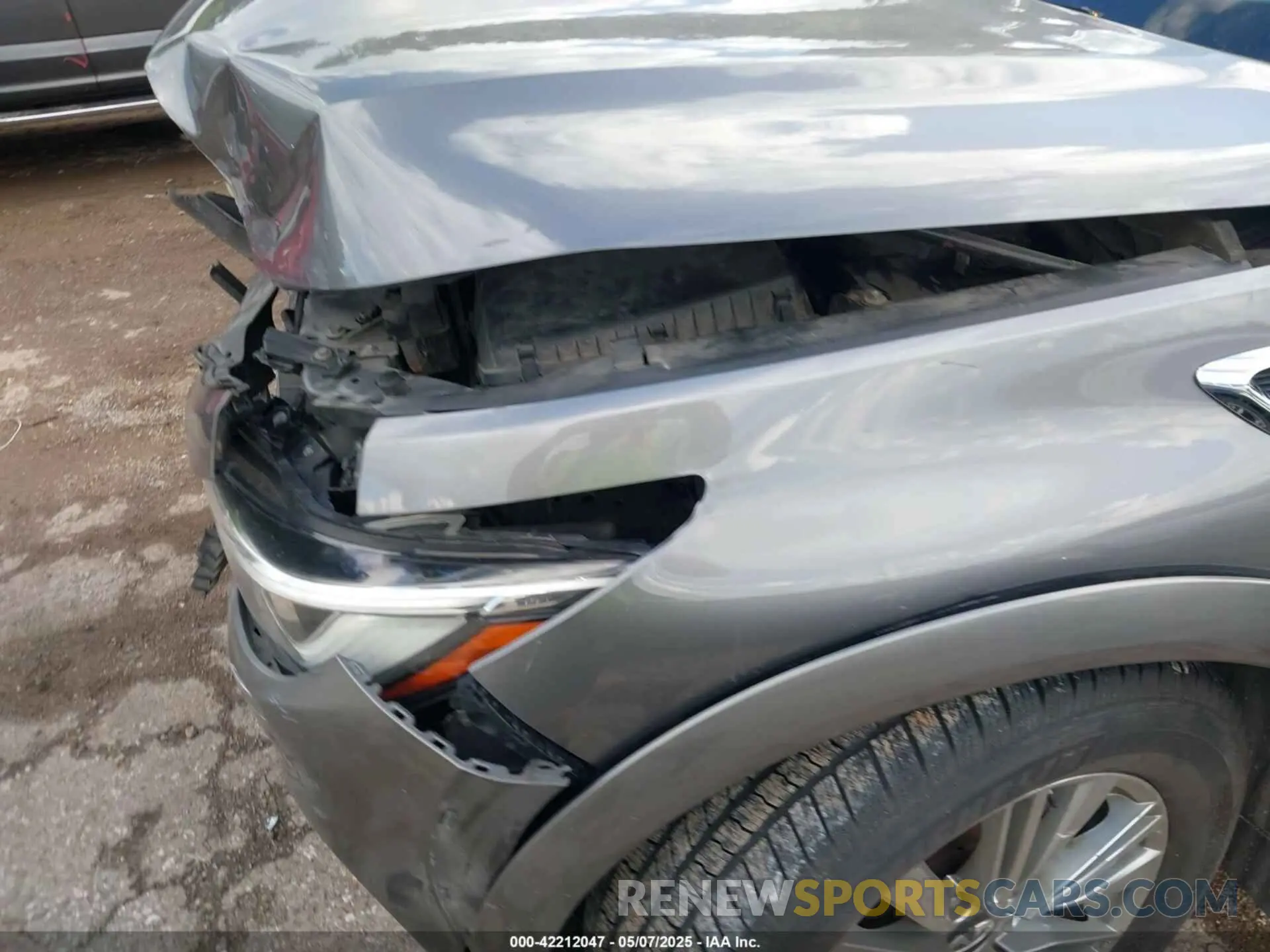 6 Photograph of a damaged car JN8AZ2NF2K9684426 INFINITI QX80 2019