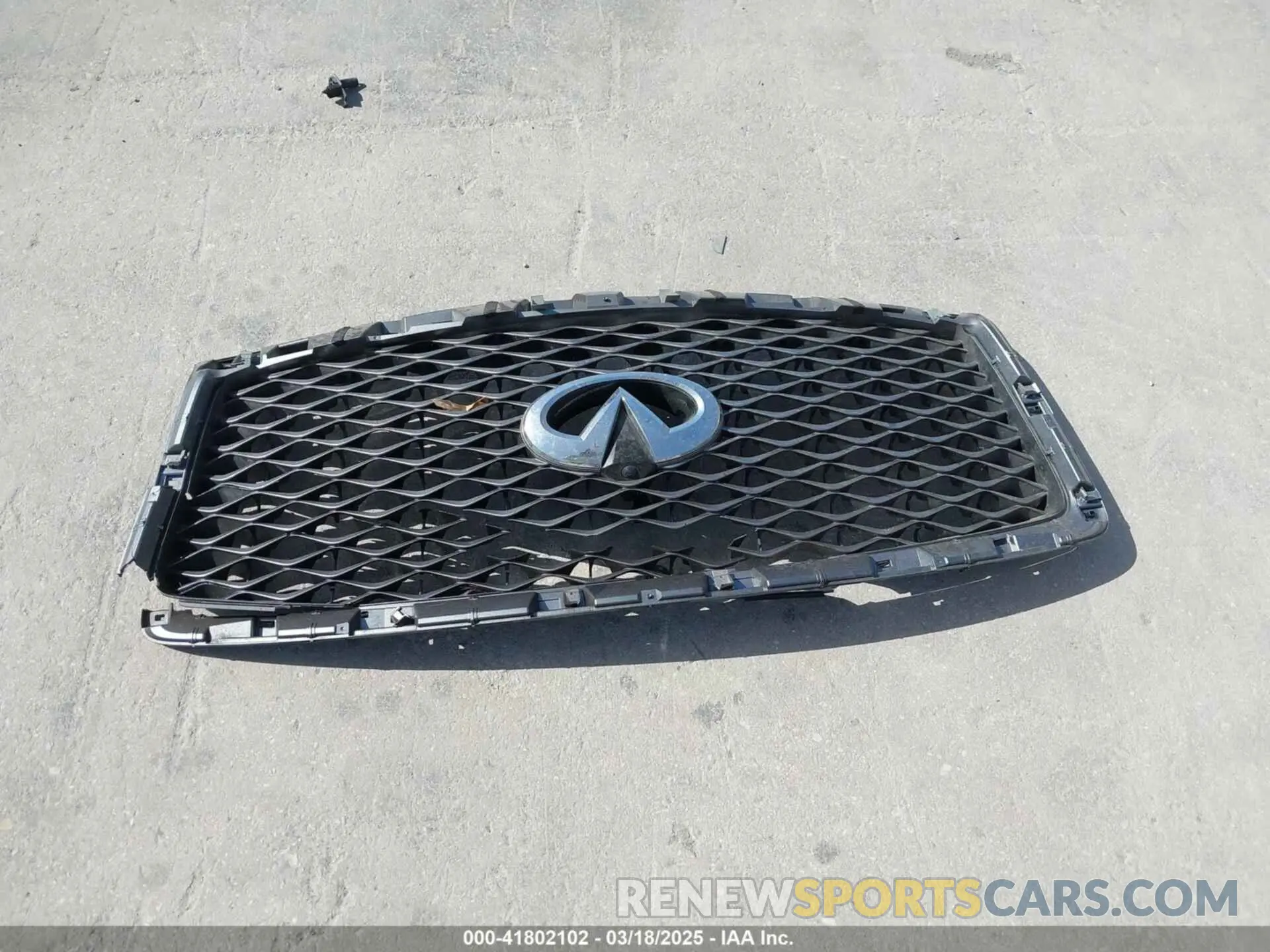 12 Photograph of a damaged car JN8AZ2NF3K9682281 INFINITI QX80 2019