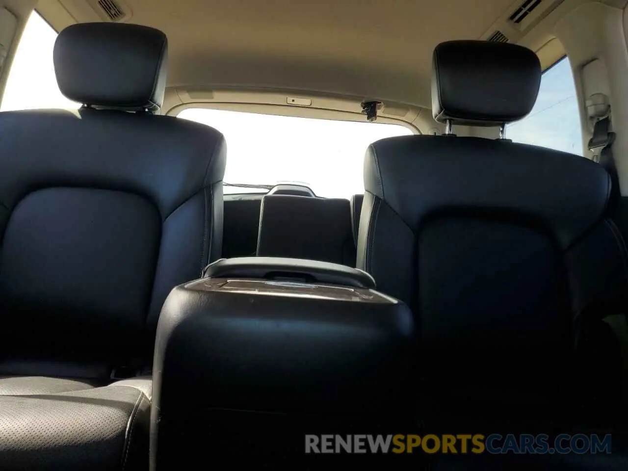 10 Photograph of a damaged car JN8AZ2NF3K9685942 INFINITI QX80 2019