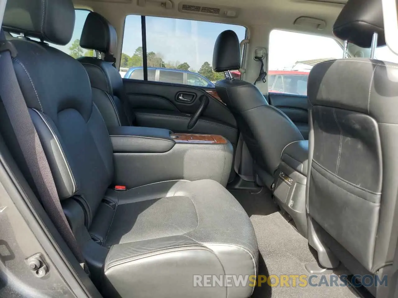 11 Photograph of a damaged car JN8AZ2NF3K9685942 INFINITI QX80 2019