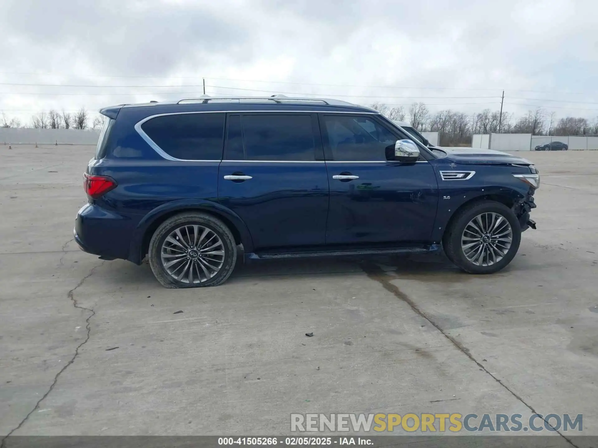 12 Photograph of a damaged car JN8AZ2NF5K9682654 INFINITI QX80 2019
