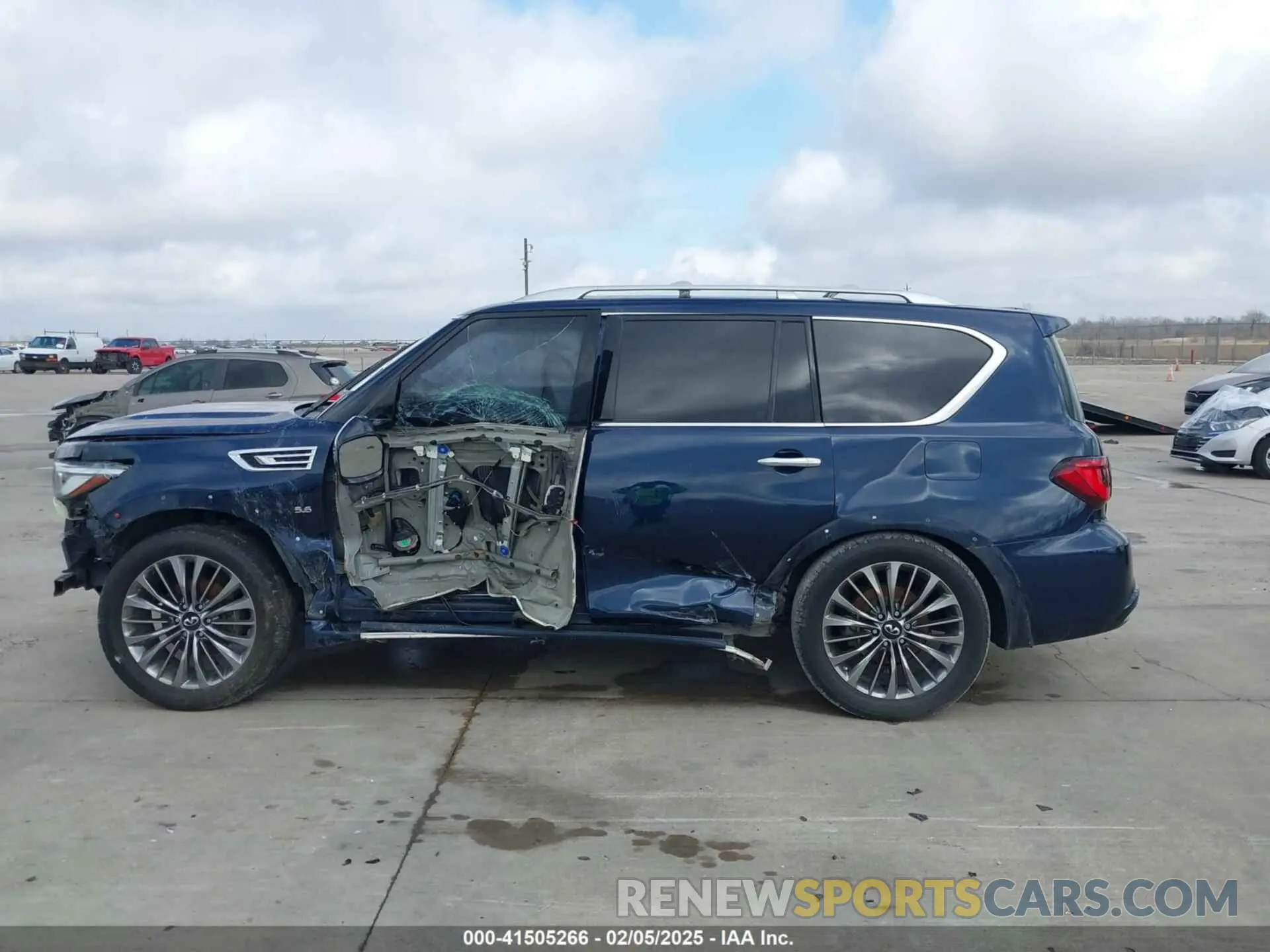 13 Photograph of a damaged car JN8AZ2NF5K9682654 INFINITI QX80 2019