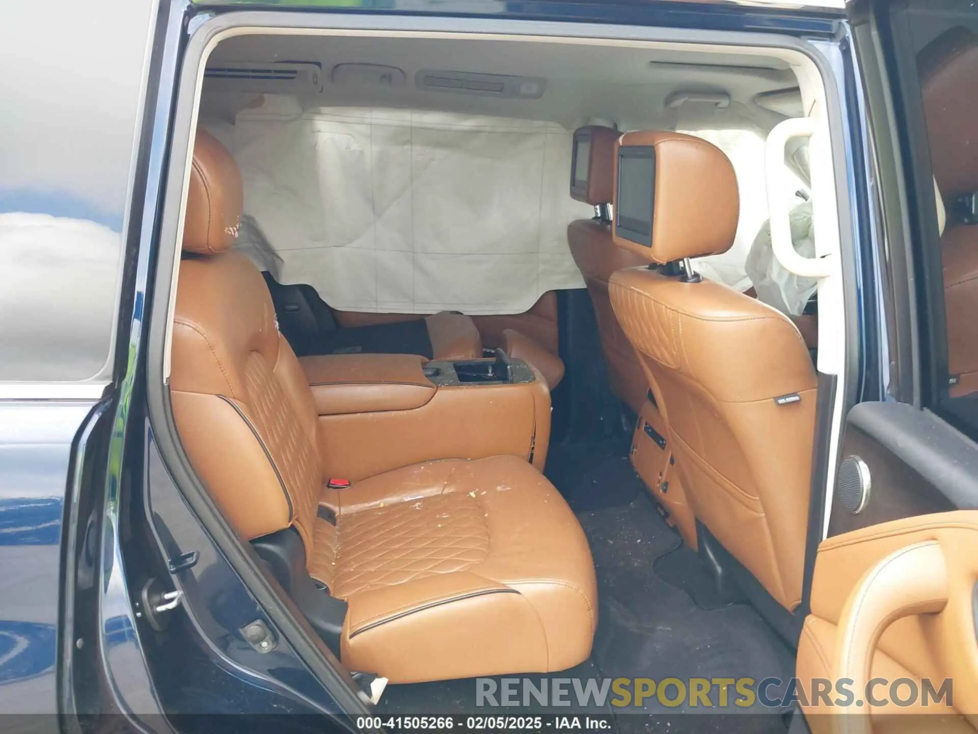8 Photograph of a damaged car JN8AZ2NF5K9682654 INFINITI QX80 2019