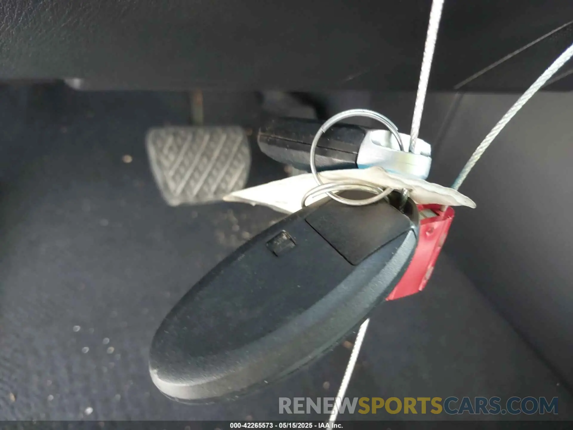11 Photograph of a damaged car JN8AZ2NF6K9683098 INFINITI QX80 2019