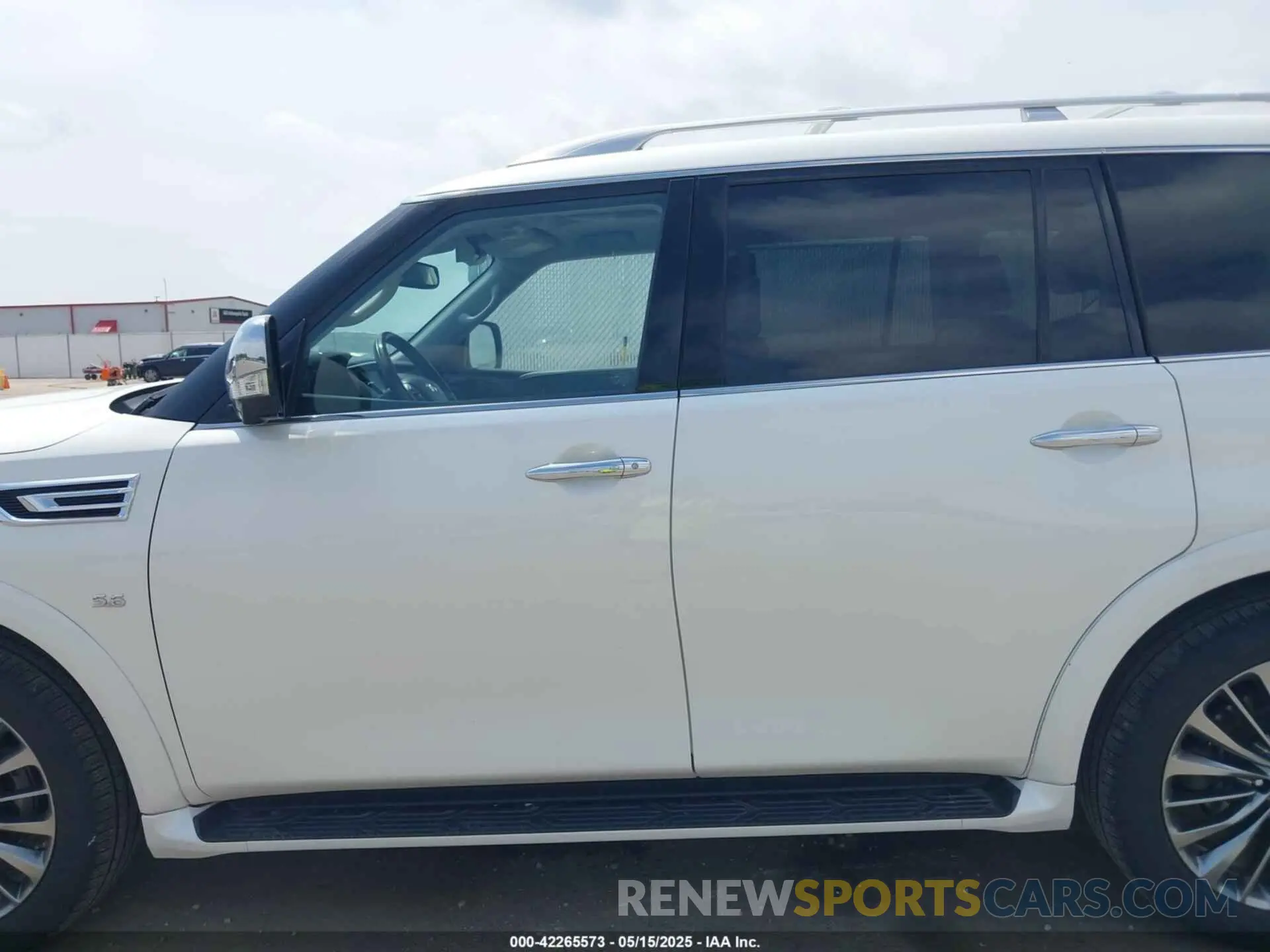 14 Photograph of a damaged car JN8AZ2NF6K9683098 INFINITI QX80 2019