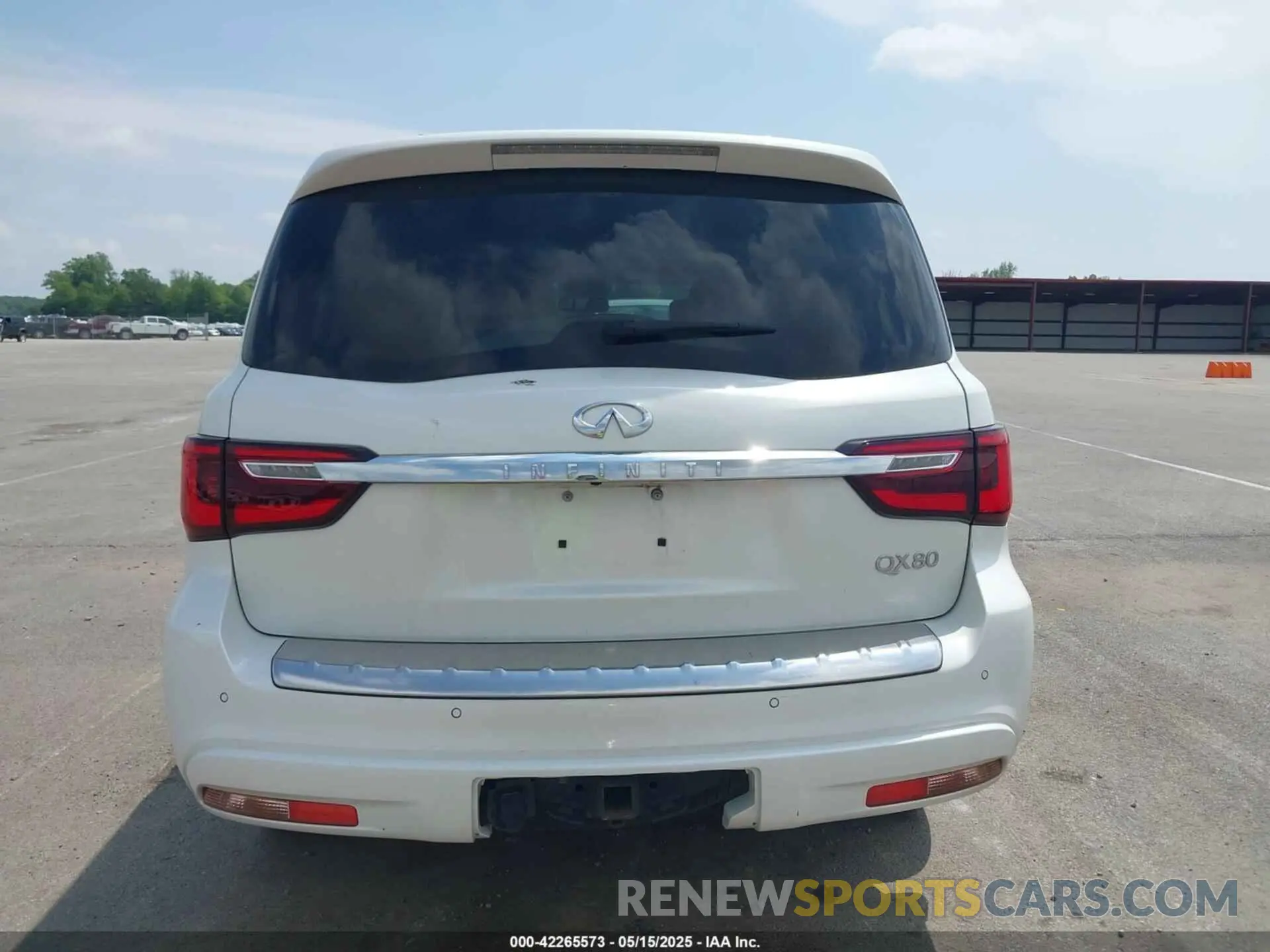 16 Photograph of a damaged car JN8AZ2NF6K9683098 INFINITI QX80 2019