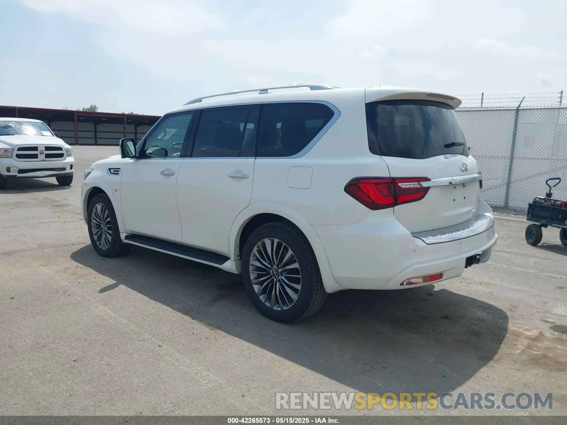 3 Photograph of a damaged car JN8AZ2NF6K9683098 INFINITI QX80 2019