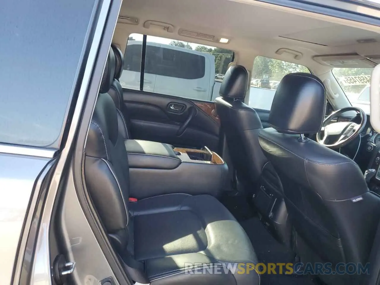 11 Photograph of a damaged car JN8AZ2NF7K9680162 INFINITI QX80 2019