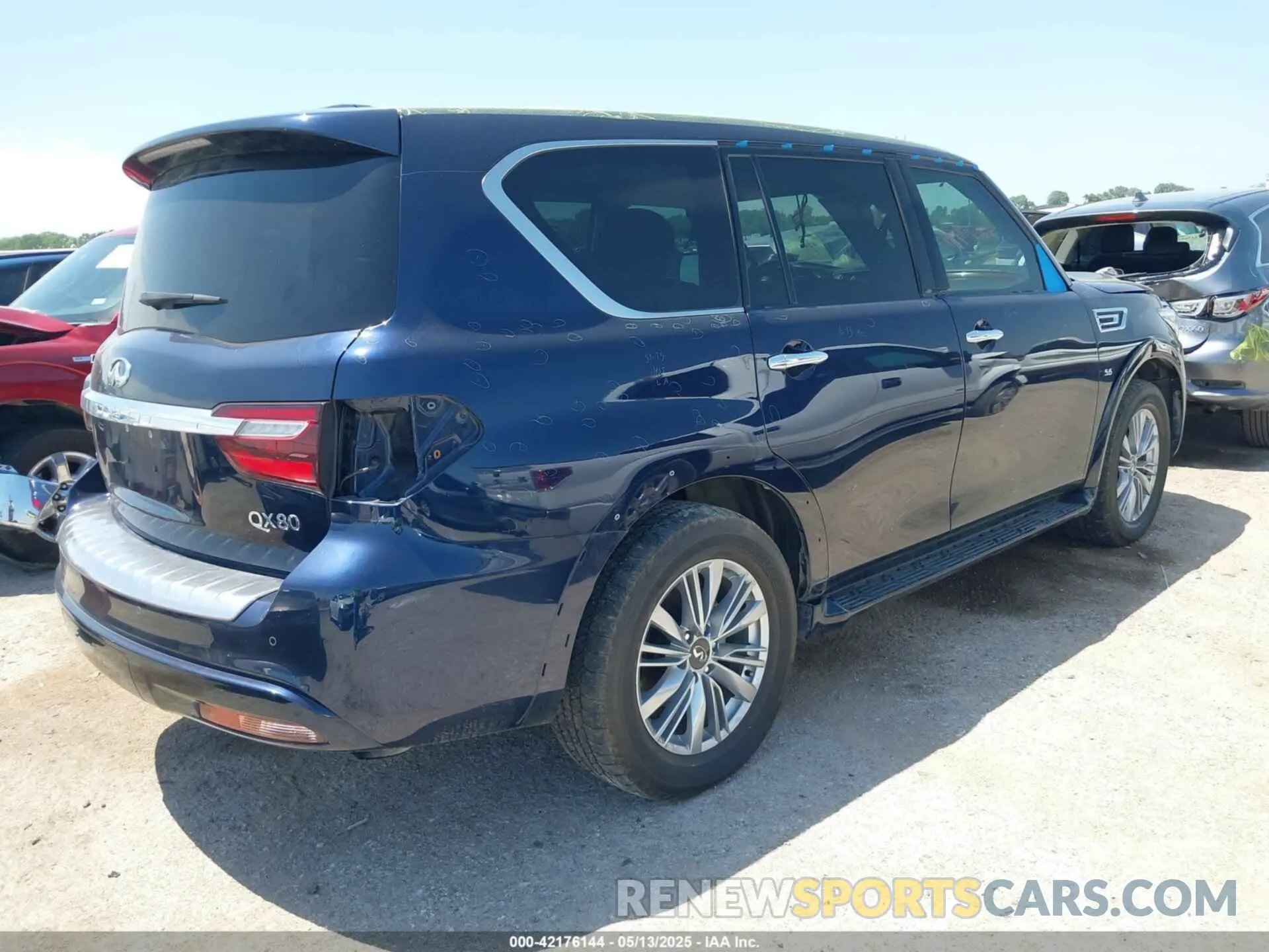4 Photograph of a damaged car JN8AZ2NF7K9689184 INFINITI QX80 2019