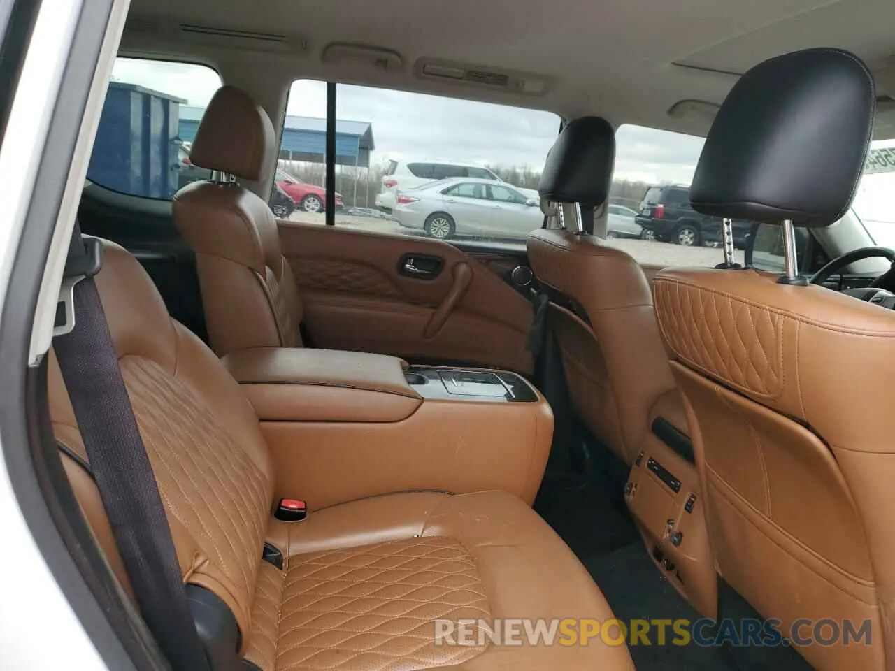 11 Photograph of a damaged car JN8AZ2NF8K9681398 INFINITI QX80 2019