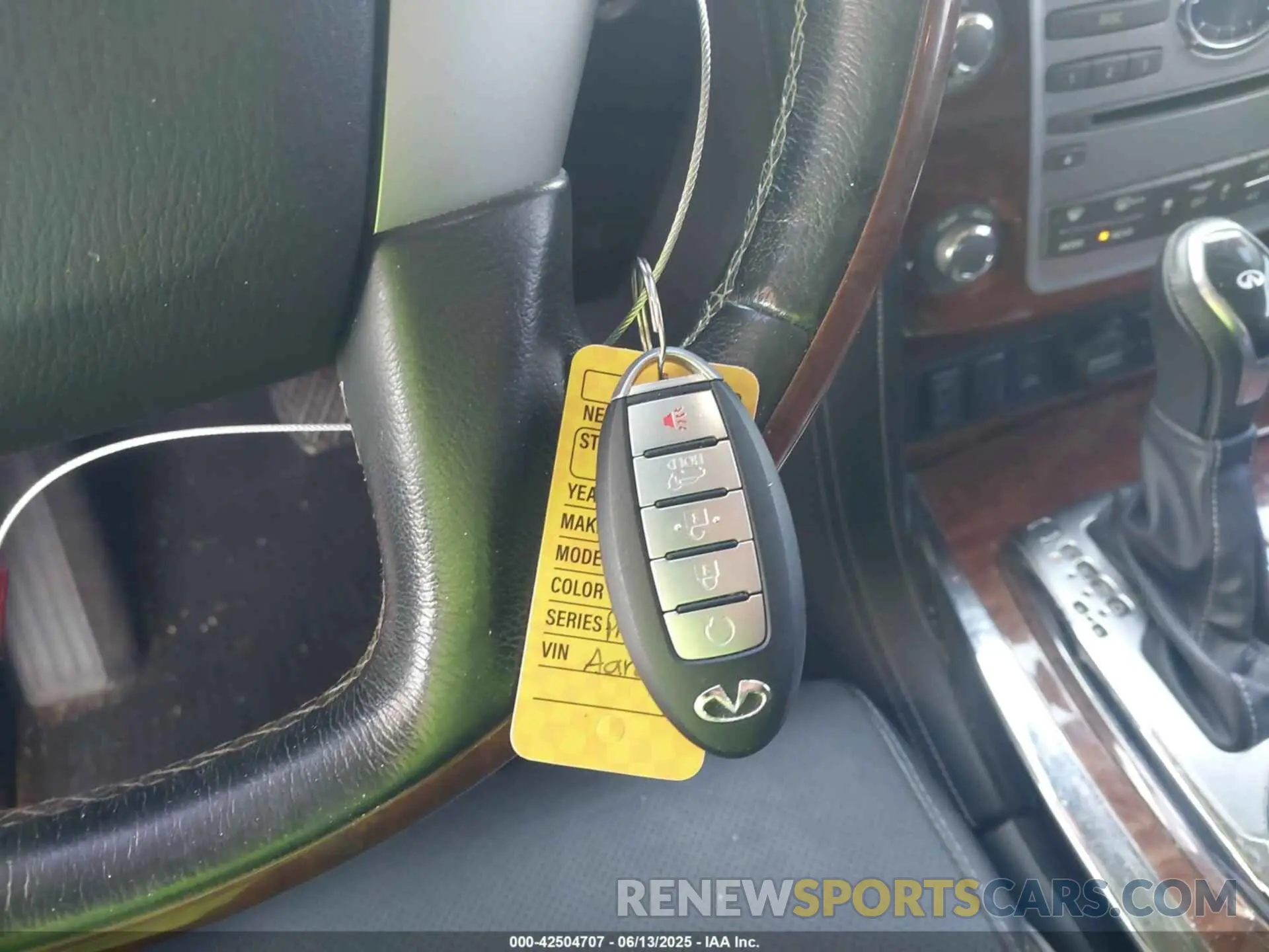 11 Photograph of a damaged car JN8AZ2NF8K9686598 INFINITI QX80 2019