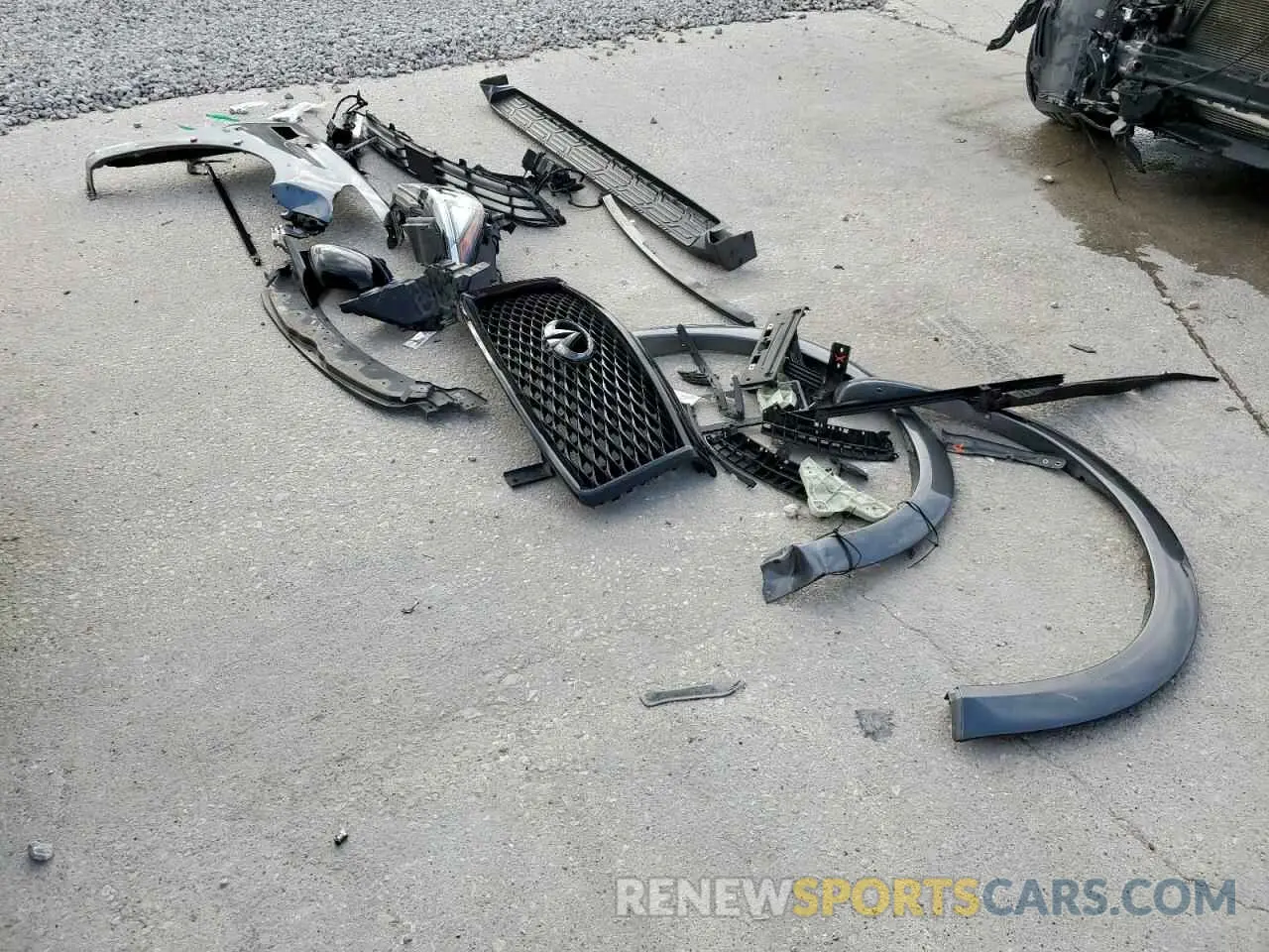 13 Photograph of a damaged car JN8AZ2NF9K9683290 INFINITI QX80 2019