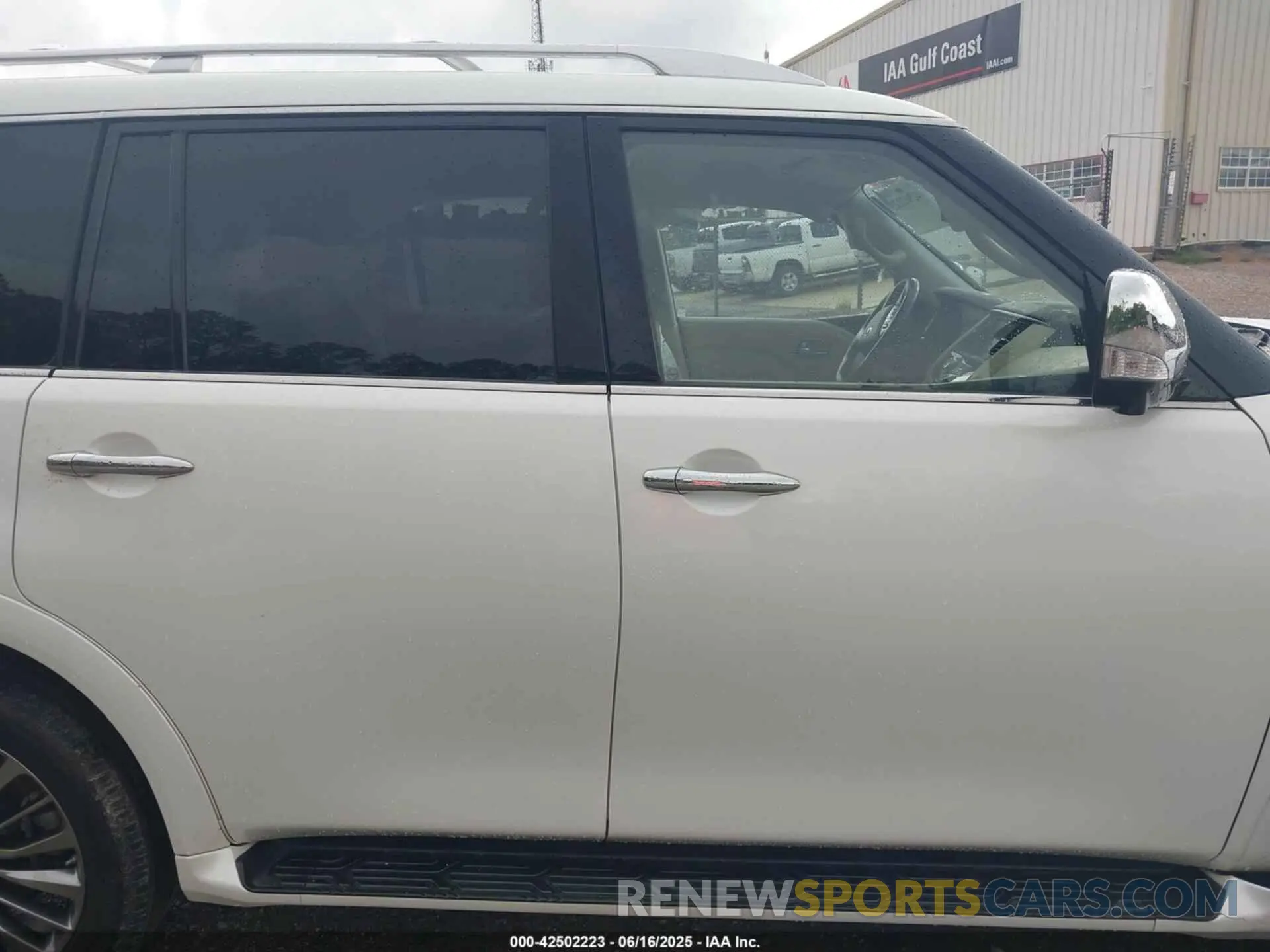 13 Photograph of a damaged car JN8AZ2NFXK9688644 INFINITI QX80 2019