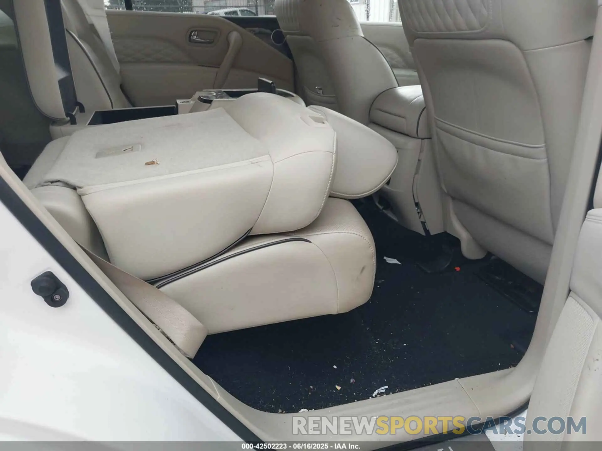 8 Photograph of a damaged car JN8AZ2NFXK9688644 INFINITI QX80 2019