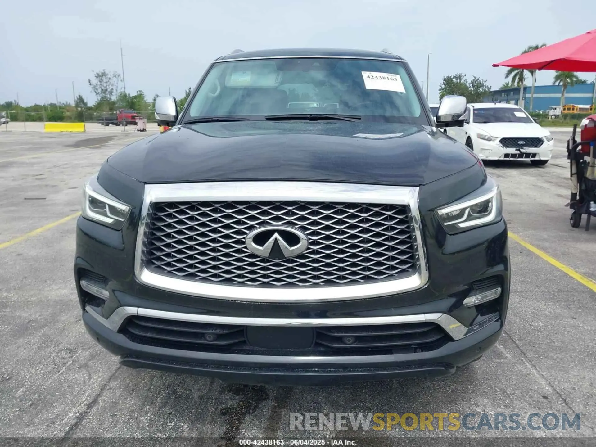 12 Photograph of a damaged car JN8AZ2NE1L9250989 INFINITI QX80 2020