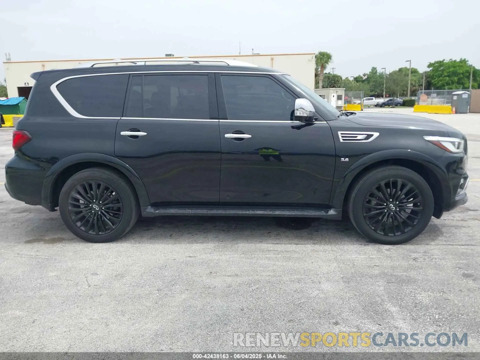 13 Photograph of a damaged car JN8AZ2NE1L9250989 INFINITI QX80 2020