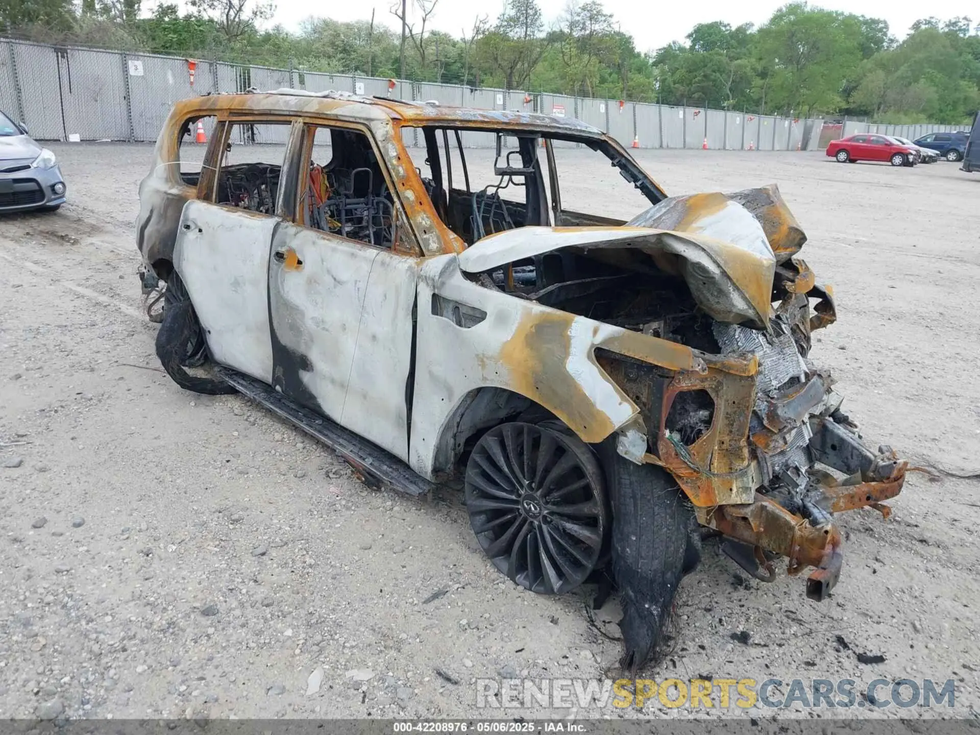 1 Photograph of a damaged car JN8AZ2NE2L9251181 INFINITI QX80 2020