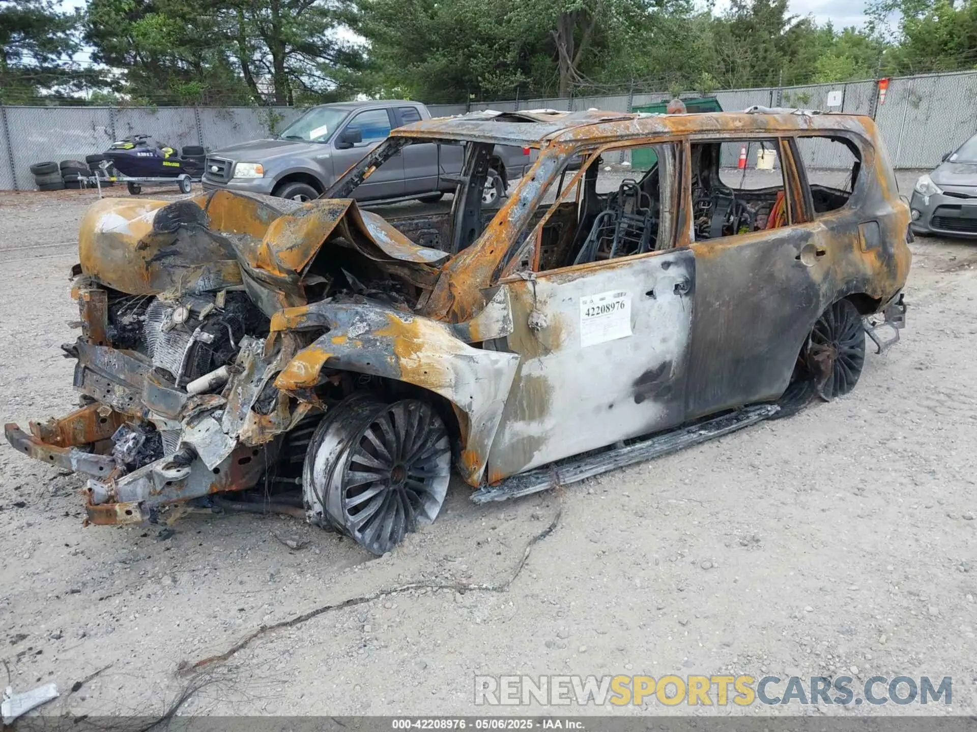 2 Photograph of a damaged car JN8AZ2NE2L9251181 INFINITI QX80 2020