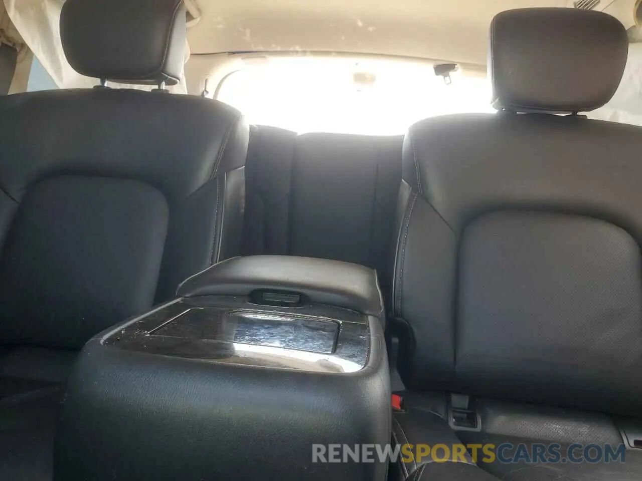10 Photograph of a damaged car JN8AZ2NE2L9252153 INFINITI QX80 2020