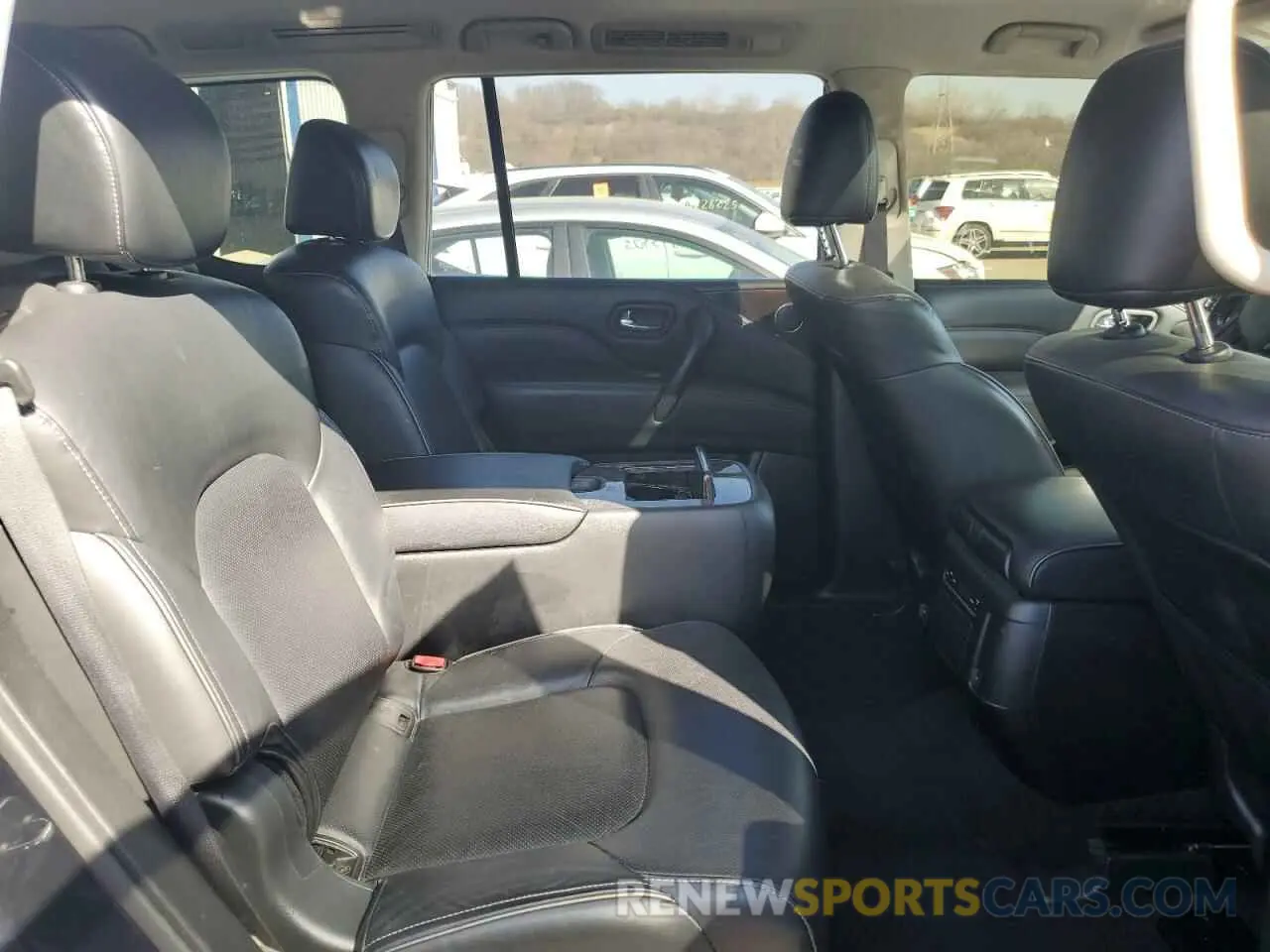 11 Photograph of a damaged car JN8AZ2NE2L9255411 INFINITI QX80 2020