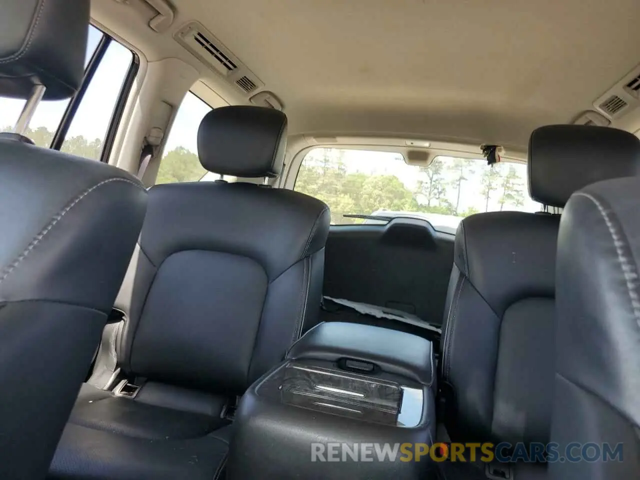 10 Photograph of a damaged car JN8AZ2NF1L9702318 INFINITI QX80 2020