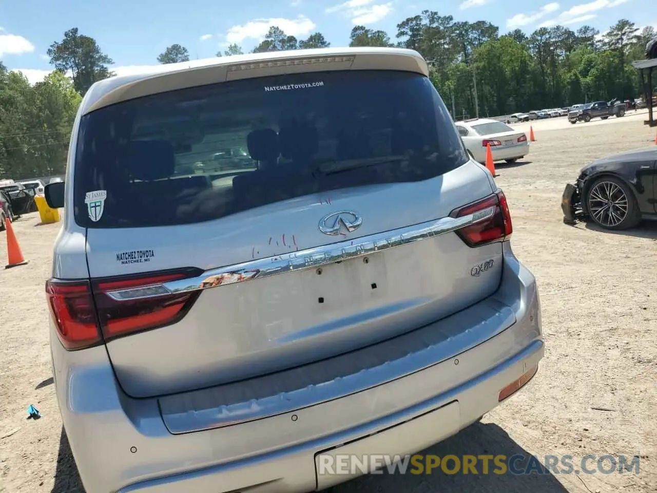 6 Photograph of a damaged car JN8AZ2NF1L9702318 INFINITI QX80 2020