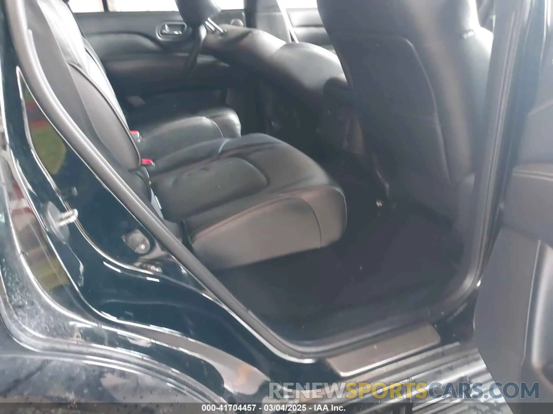 8 Photograph of a damaged car JN8AZ2NF3L9700036 INFINITI QX80 2020