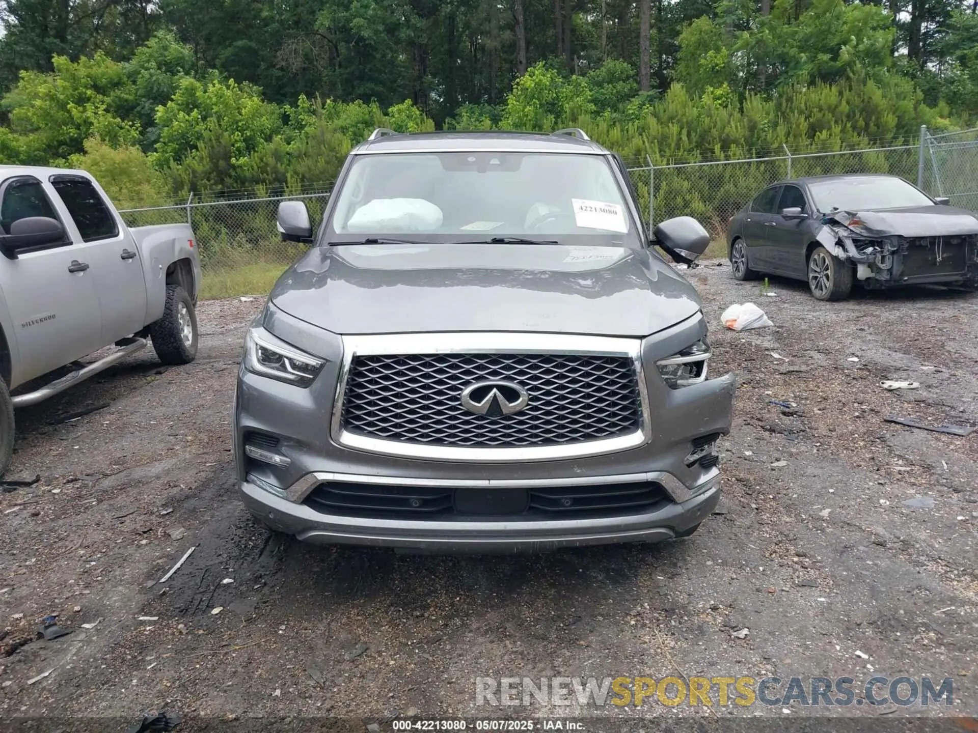 12 Photograph of a damaged car JN8AZ2NF5L9705321 INFINITI QX80 2020