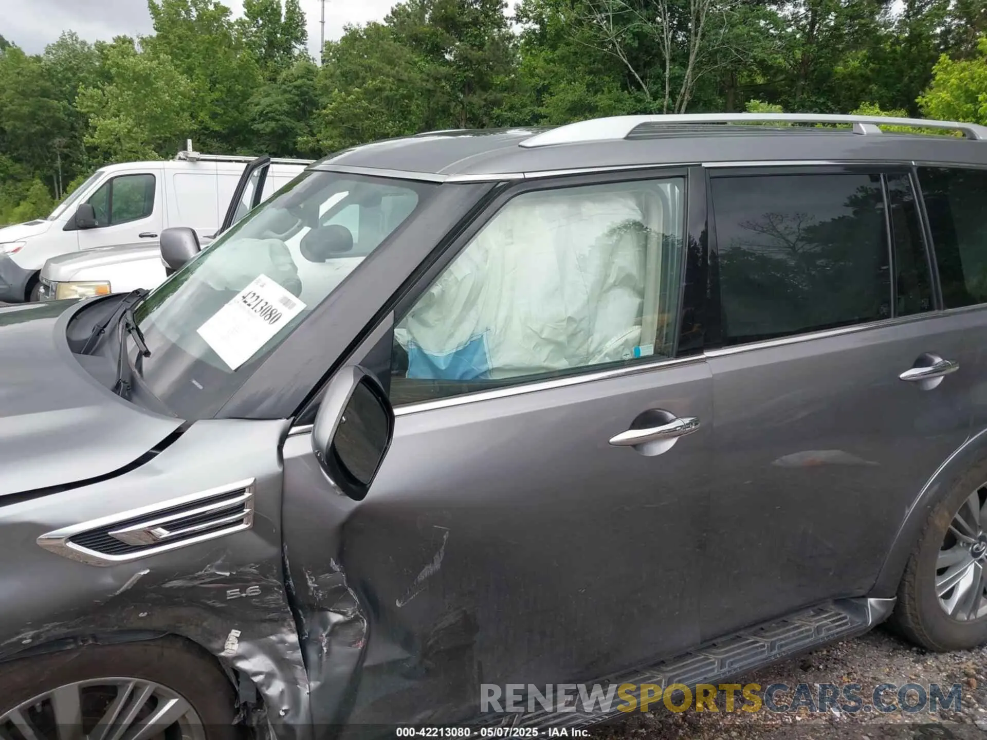 17 Photograph of a damaged car JN8AZ2NF5L9705321 INFINITI QX80 2020