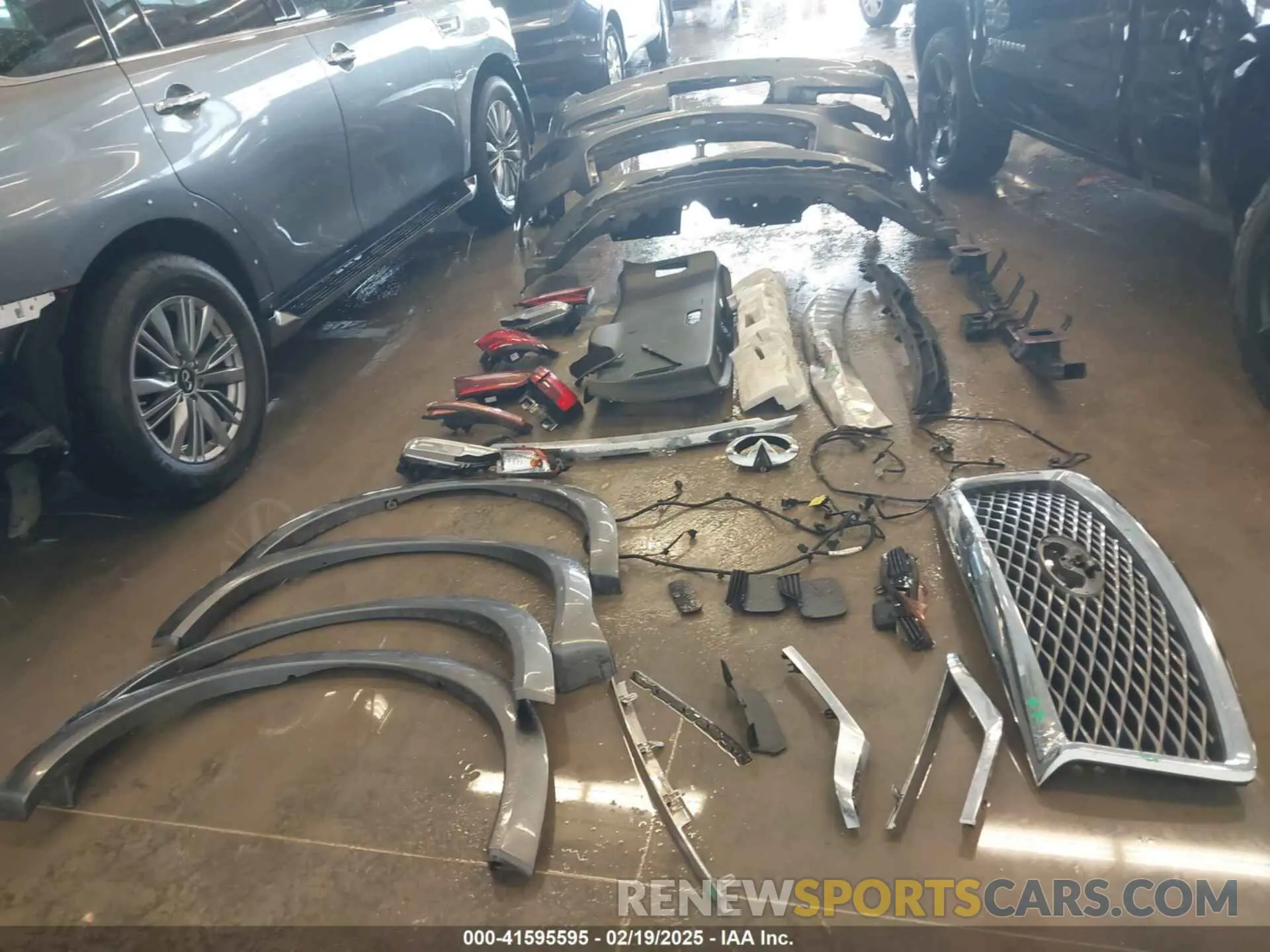 12 Photograph of a damaged car JN8AZ2NF6L9704002 INFINITI QX80 2020