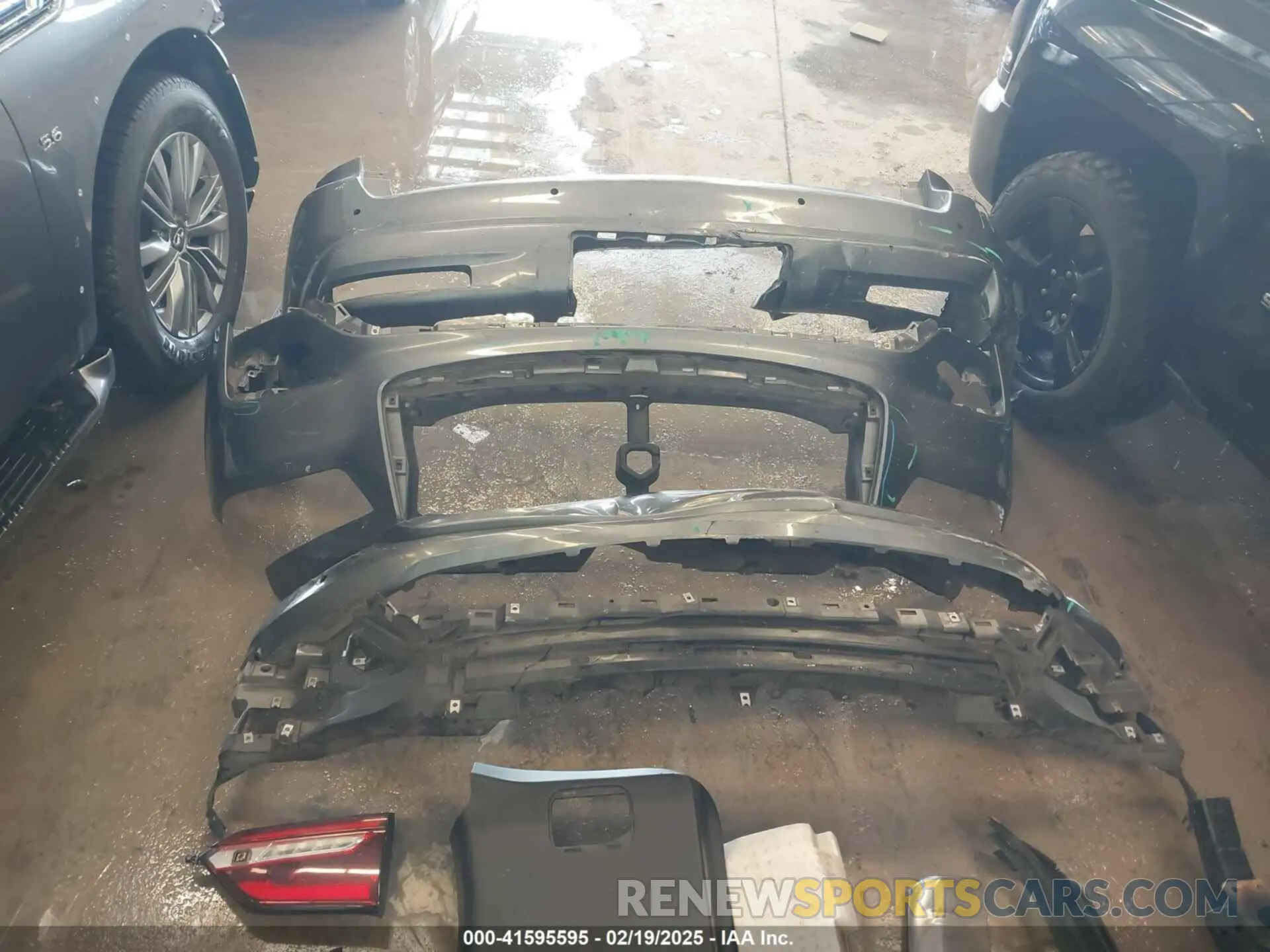 19 Photograph of a damaged car JN8AZ2NF6L9704002 INFINITI QX80 2020