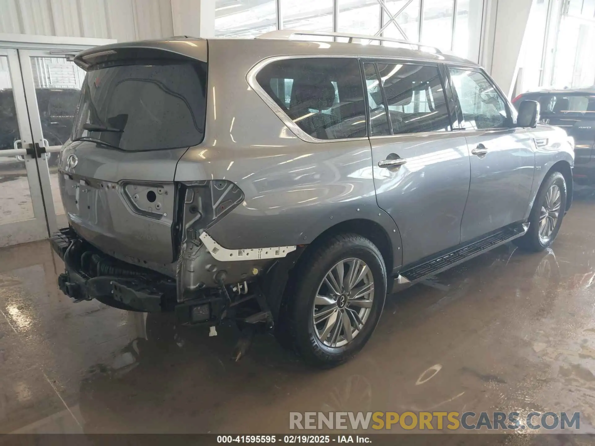 4 Photograph of a damaged car JN8AZ2NF6L9704002 INFINITI QX80 2020