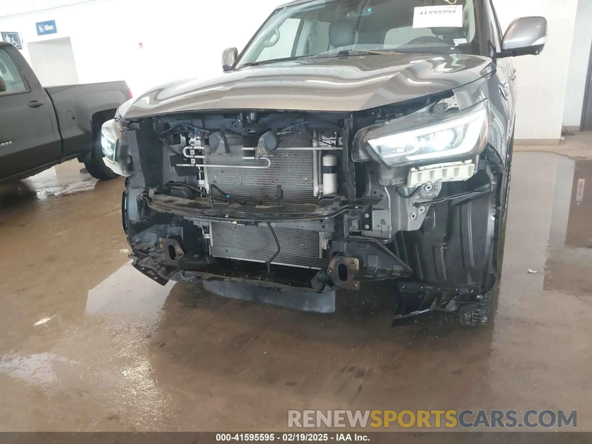 6 Photograph of a damaged car JN8AZ2NF6L9704002 INFINITI QX80 2020