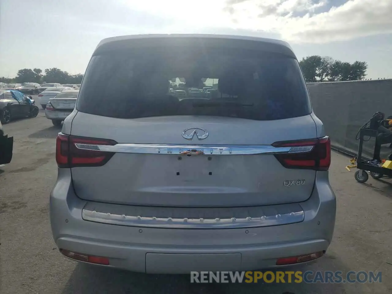 6 Photograph of a damaged car JN8AZ2NFXL9704925 INFINITI QX80 2020