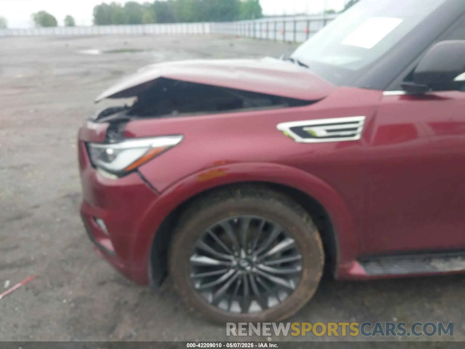 18 Photograph of a damaged car JN8AZ2AD6M9861583 INFINITI QX80 2021