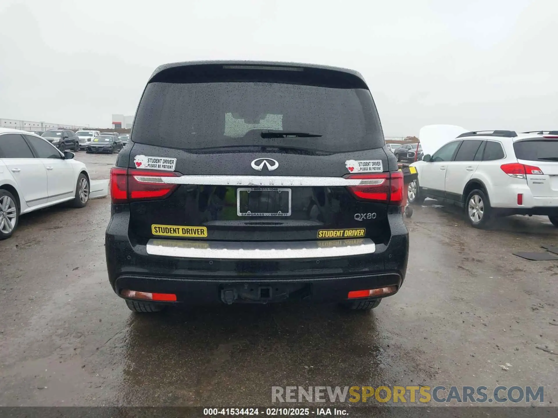 16 Photograph of a damaged car JN8AZ2AF3M9719743 INFINITI QX80 2021