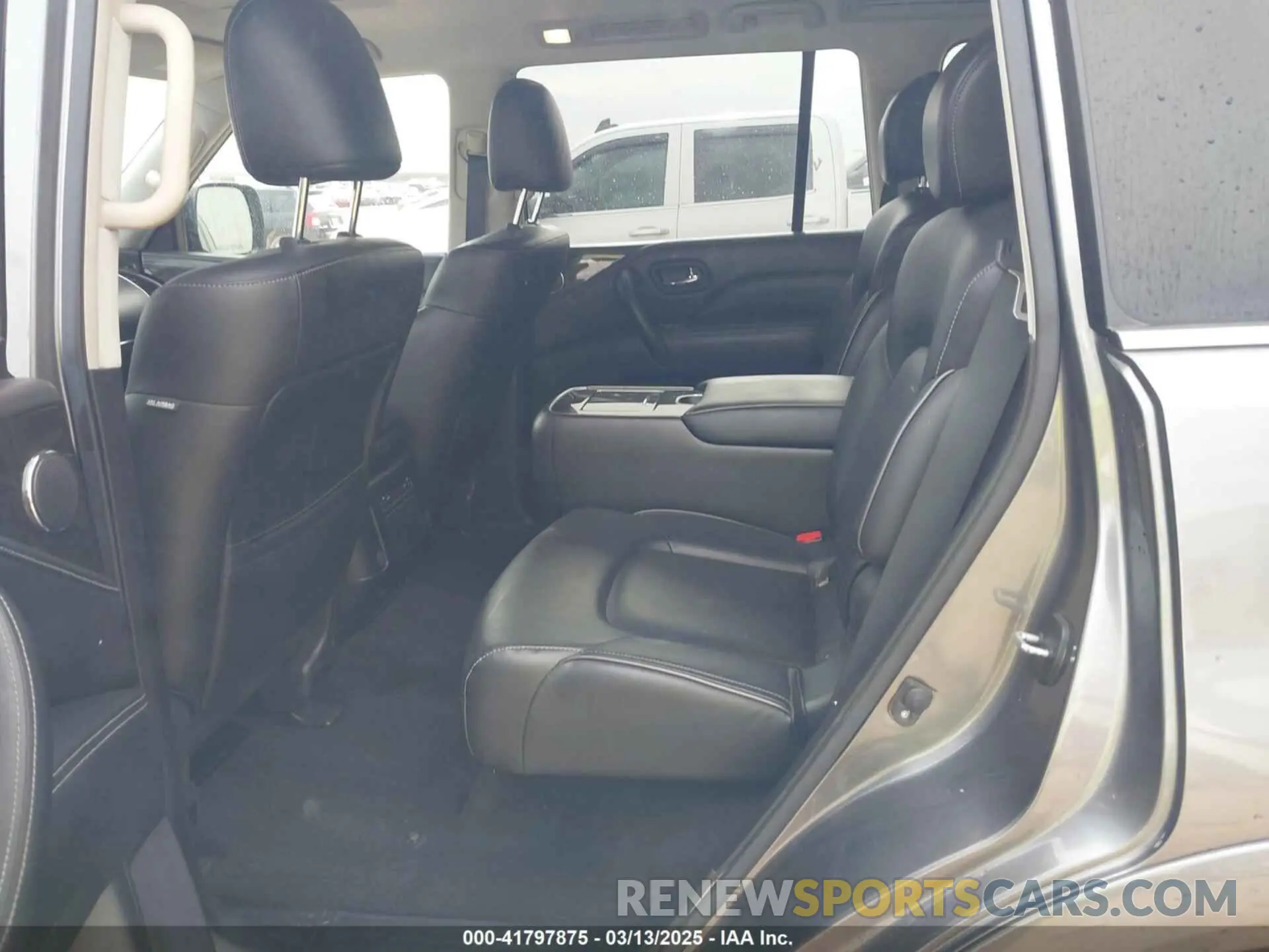 8 Photograph of a damaged car JN8AZ2AF9M9718838 INFINITI QX80 2021