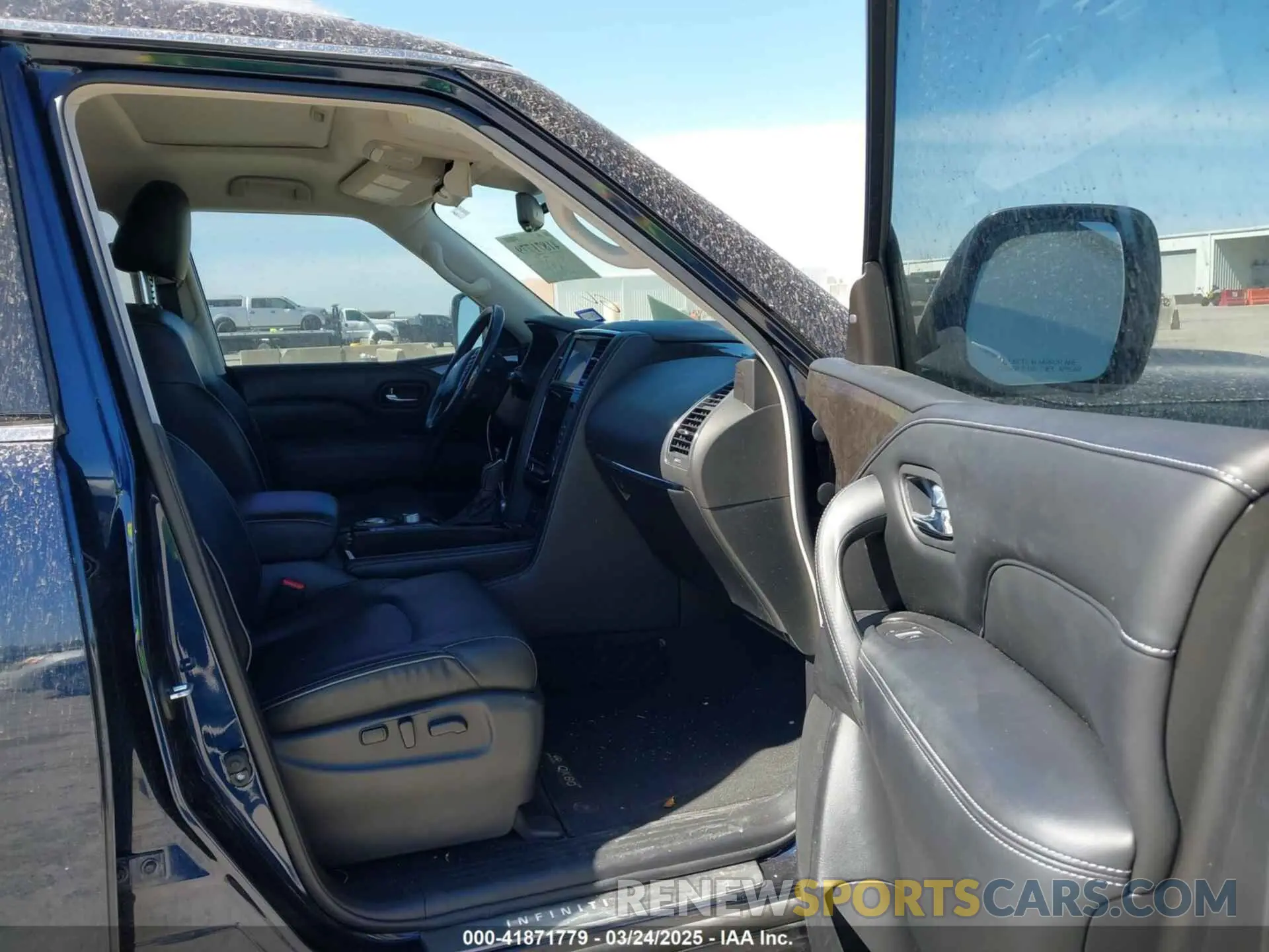 5 Photograph of a damaged car JN8AZ2AF9M9720945 INFINITI QX80 2021
