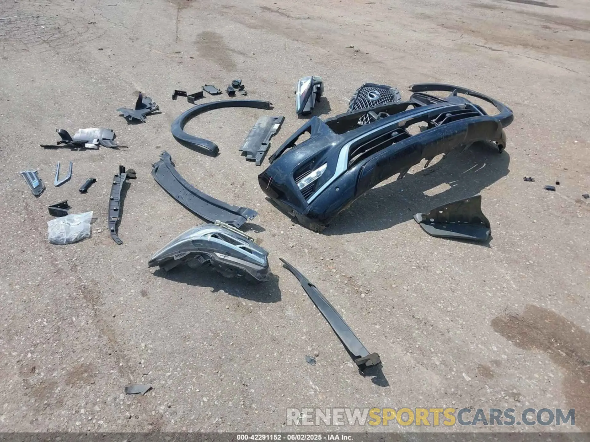 19 Photograph of a damaged car JN8AZ2BE4M9269915 INFINITI QX80 2021