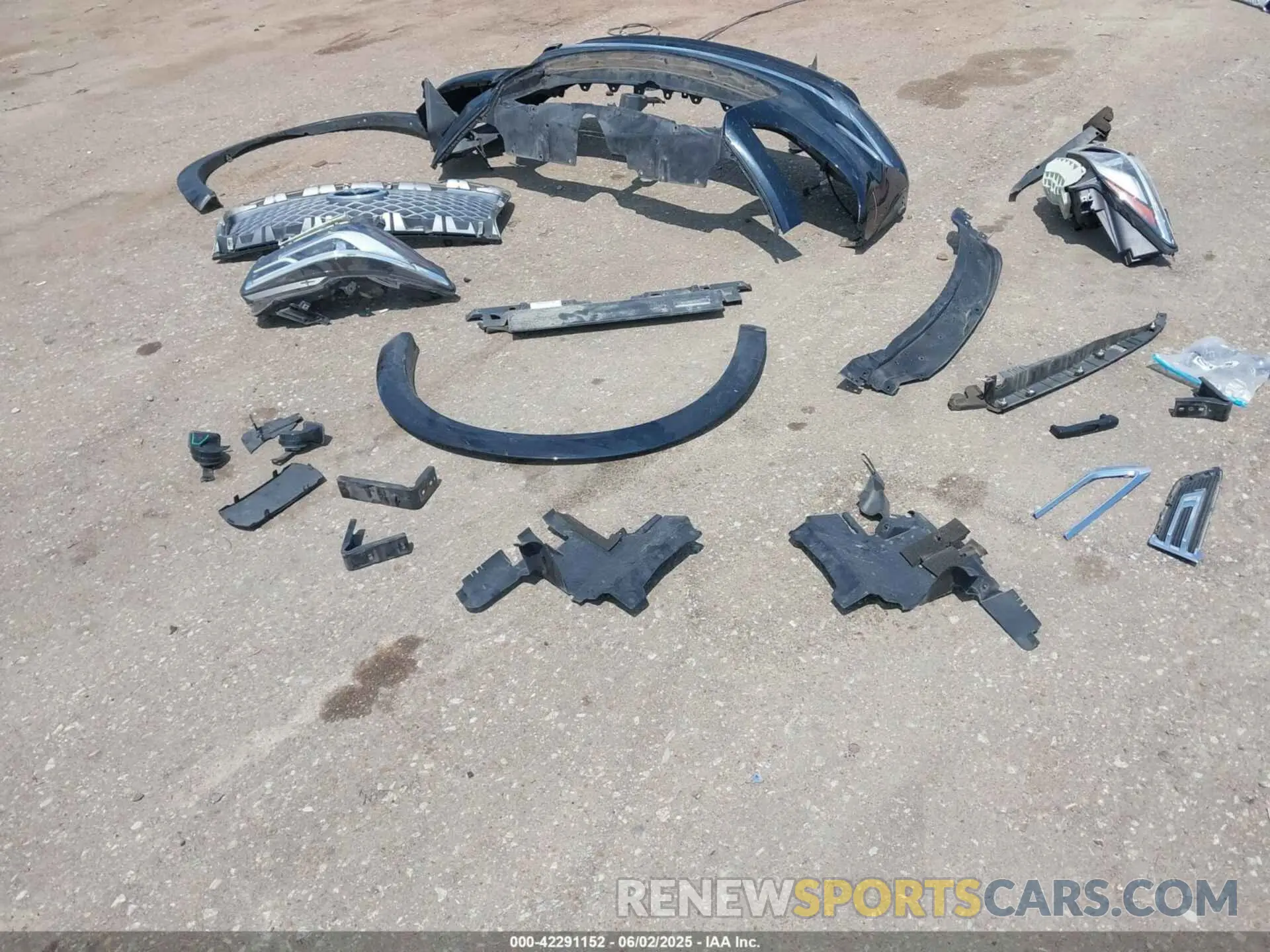 20 Photograph of a damaged car JN8AZ2BE4M9269915 INFINITI QX80 2021