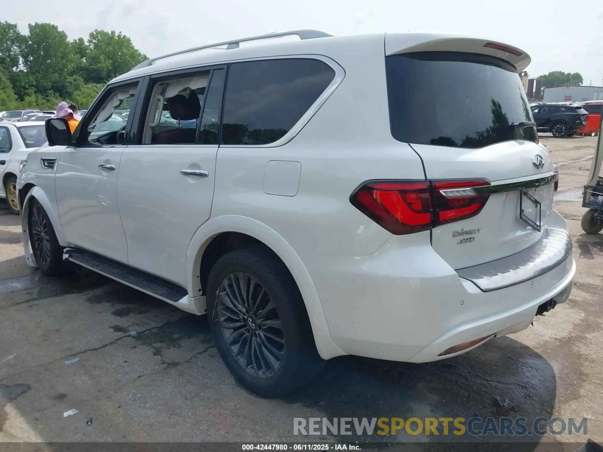 3 Photograph of a damaged car JN8AZ2AE0N9292031 INFINITI QX80 2022