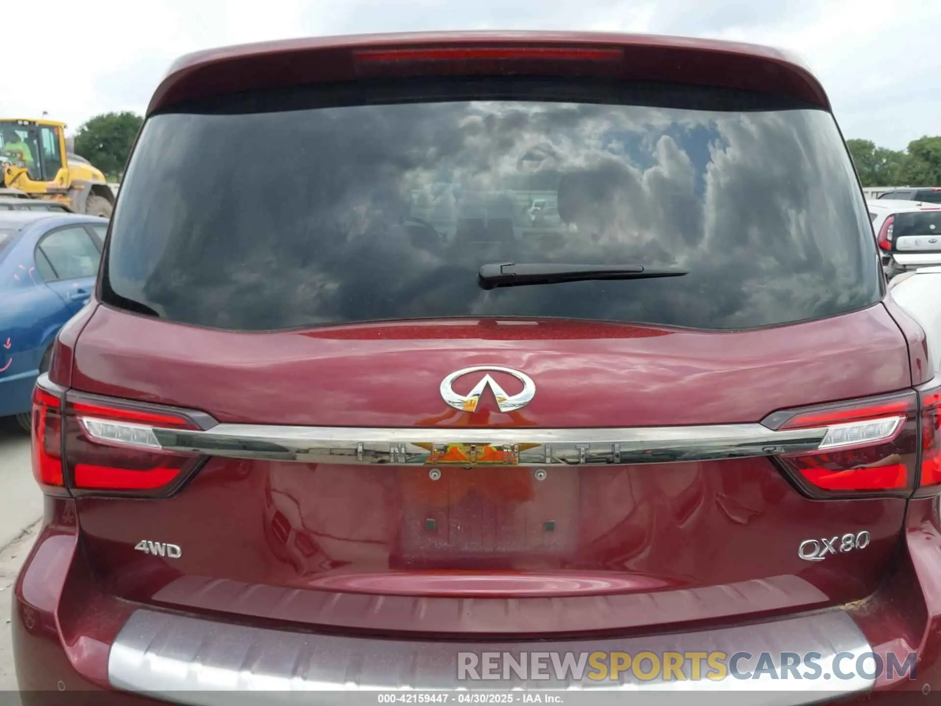17 Photograph of a damaged car JN8AZ2AE6N9293734 INFINITI QX80 2022