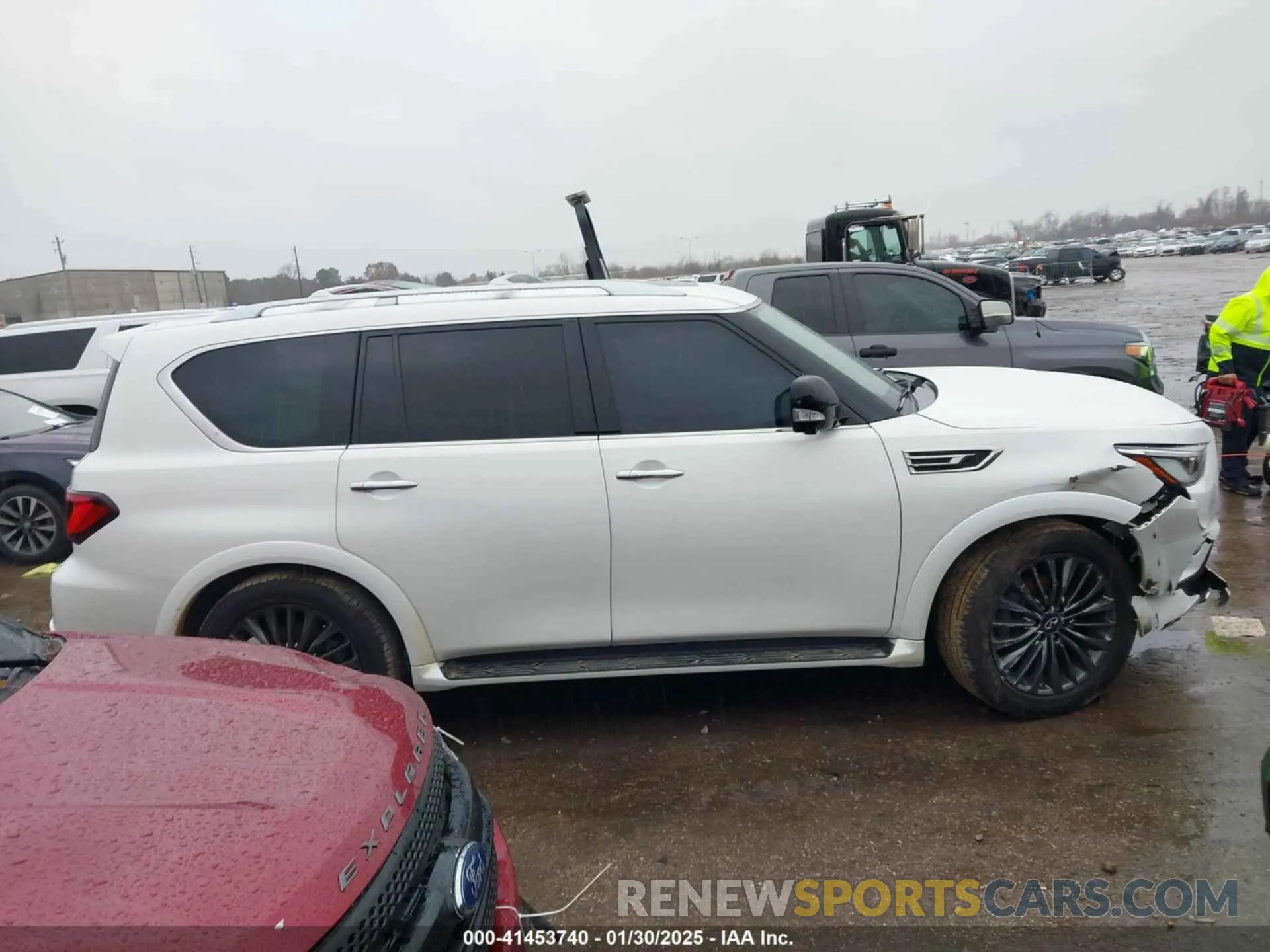 13 Photograph of a damaged car JN8AZ2AF5N9741342 INFINITI QX80 2022